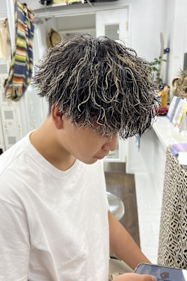 メンズパーマ×メンズブリーチ メンズヘアサロン YUIMAR