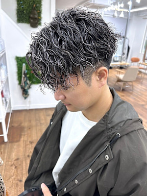 メンズパーマ×メンズブリーチ メンズヘアサロン YUIMAR