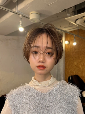 マッシュショート/ひし形ショートボブ/ウルフカット