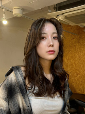 ウェーブ巻き/センター分け/外国人風