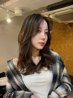 ウェーブ巻き/センター分け/外国人風