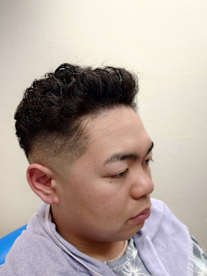 Hair cut design salon Smash田町店
