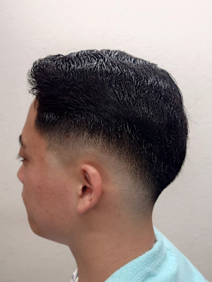 Hair cut design salon Smash田町店