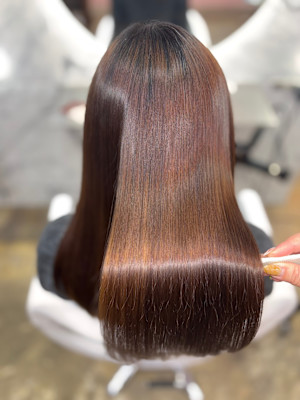 個室 髪質改善 Emily【エミリー】×スタイル