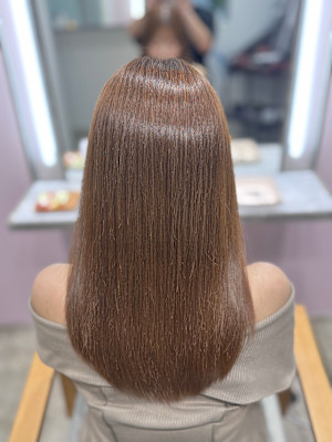 個室 髪質改善 Emily【エミリー】×スタイル