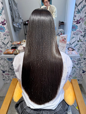 個室 髪質改善 Emily【エミリー】×スタイル