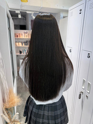 個室 髪質改善 Emily【エミリー】×スタイル