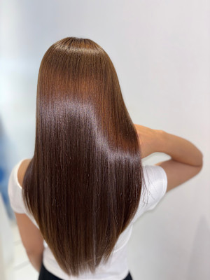 個室 髪質改善 Emily【エミリー】×スタイル