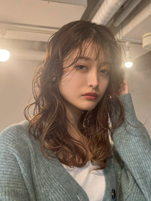 赤み消しカラー/ウェーブパーマ/レイヤーカット/顔周りカット