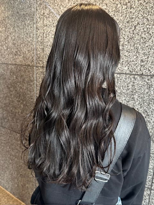 重たく見えない暗め透明感カラー