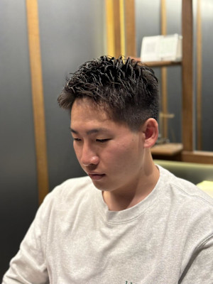 メンズ　スパイキーショート　ビジネス