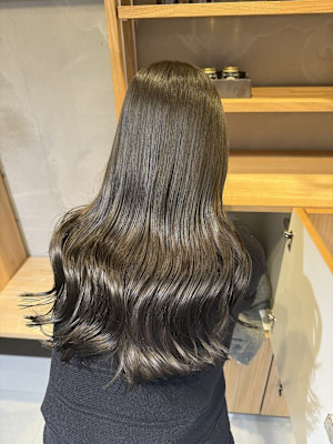 ミルクティーベージュ×透明感カラー