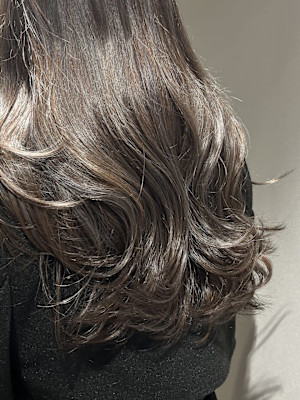 グレージュハイライトカラー