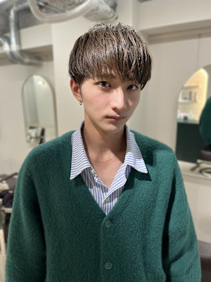 王道メンズマッシュ×海外風カラーで爆モテ