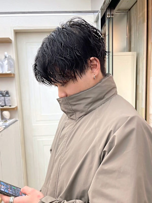 メンズカットアッシュブラックカルマパーマベリーショート