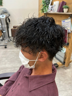 爽やかツーブロック刈り上げ束感アップバング