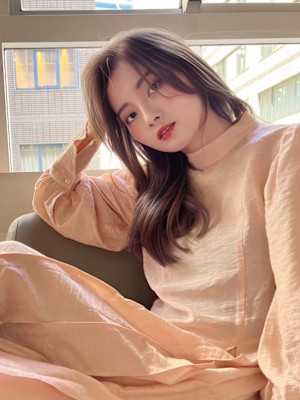 韓国レイヤー×ミルクベージュカラー