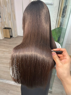 髪質改善トリートメント艶髪ベージュさら艶ストレートロング渋谷
