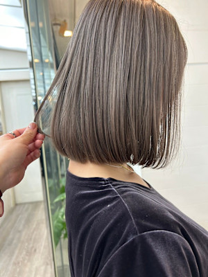 タッセルロングボブグレーベージュ髪質改善トリートメント渋谷