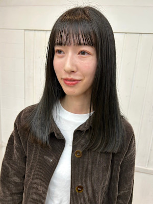 韓国シンプルストレートフルバング似合わせカットイメチェン渋谷