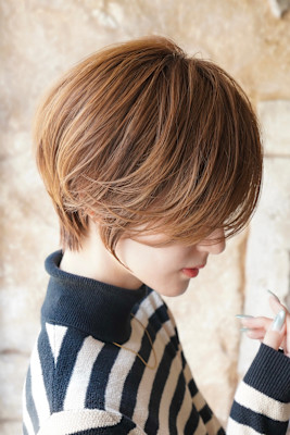 大人ショートボブ丸みショートカットマッシュショート前髪あり