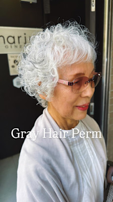 グレーヘアパーマ