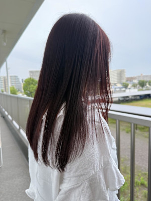 チェリーレッド