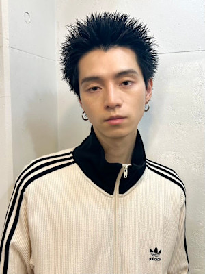 ショート　パーマ　ツーブロック