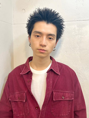 スパイキーショート　ツーブロック