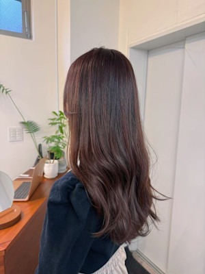 ピンクブラウン×レイヤースタイル