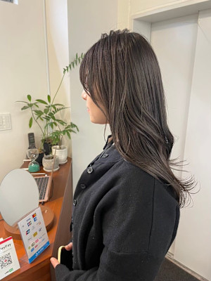 コテ巻き×オリーブグレージュ