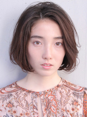 丸みショート・ボブ/丸顔/前髪あり/絶壁解消/30代/40代