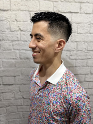 フェードアップバング束感ショート