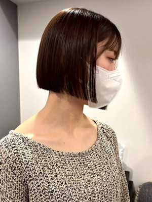 切りっぱなしボブ 髪質改善 ナチュラルブラウン 丸みボブ  