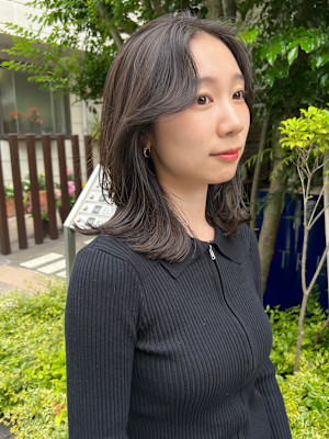 グレージュ　レイヤー　顔周りカット　顔まわりレイヤー　表参道