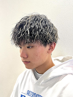 【メンズパーマ悩まれてる方オススメ】スパイラルパーマ