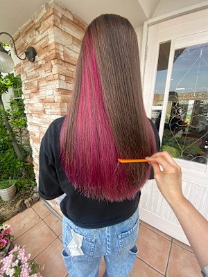 インナーカラー×ロングスタイル