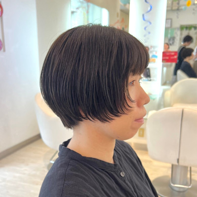 顔まわりがかわいい♪マッシュショート