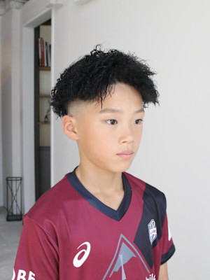 ハードツイスト×フェードスタイル