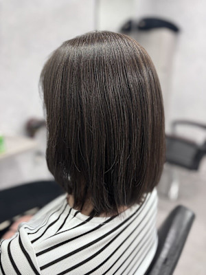 赤みレス◎艶ボブ×ナチュラルブラウン