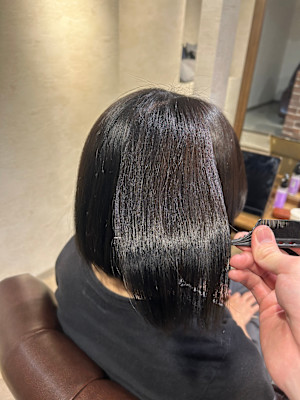 赤み消し透明感カラー