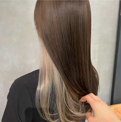 ナチュラルベージュ