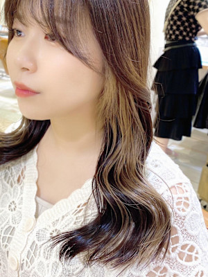 【Neolivekuta】イヤリングベージュ【町田】