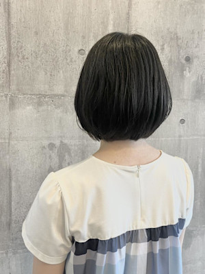まとまり重視のボブスタイル＊