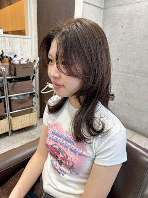 センターパートロング