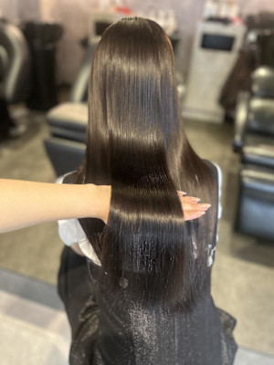 ななせ/アッシュブラウン/艶カラー