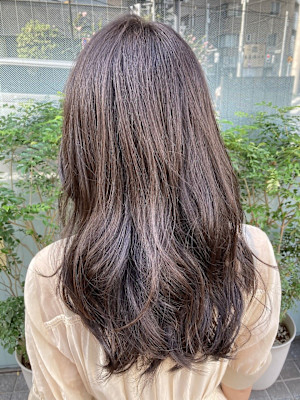 暗めアッシュハイライト