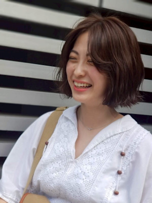 【'BEBE(ベベ)／札幌市・大通・狸小路】カラー