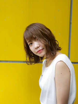 【'BEBE(ベベ)／札幌市・大通・狸小路】カラー