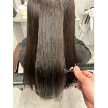 驚きの質感！ナチュラルな縮毛矯正！